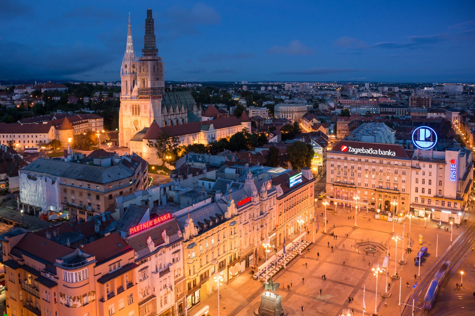 zagreb, goedkope zonvakantie, stedentrip